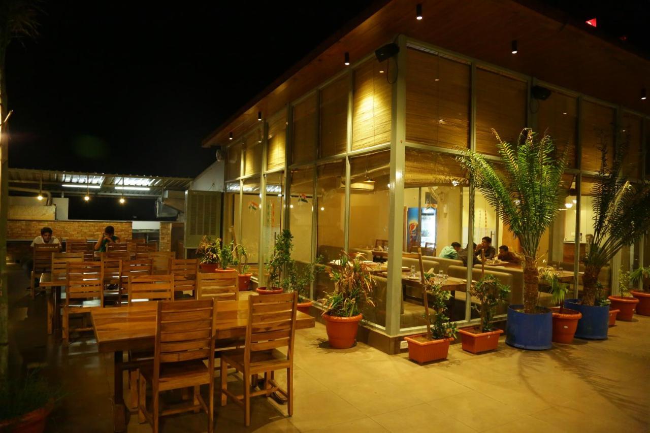 The Jawai Gateway Hotel Sheoganj Exterior photo